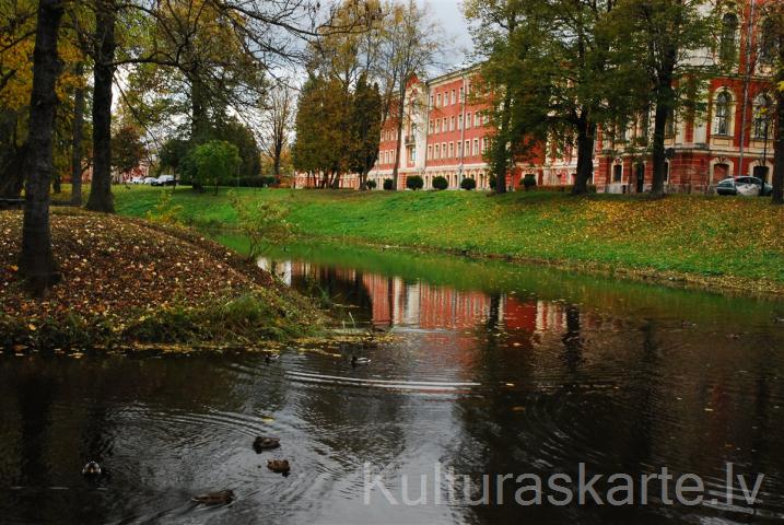 Jelgavas pils parks